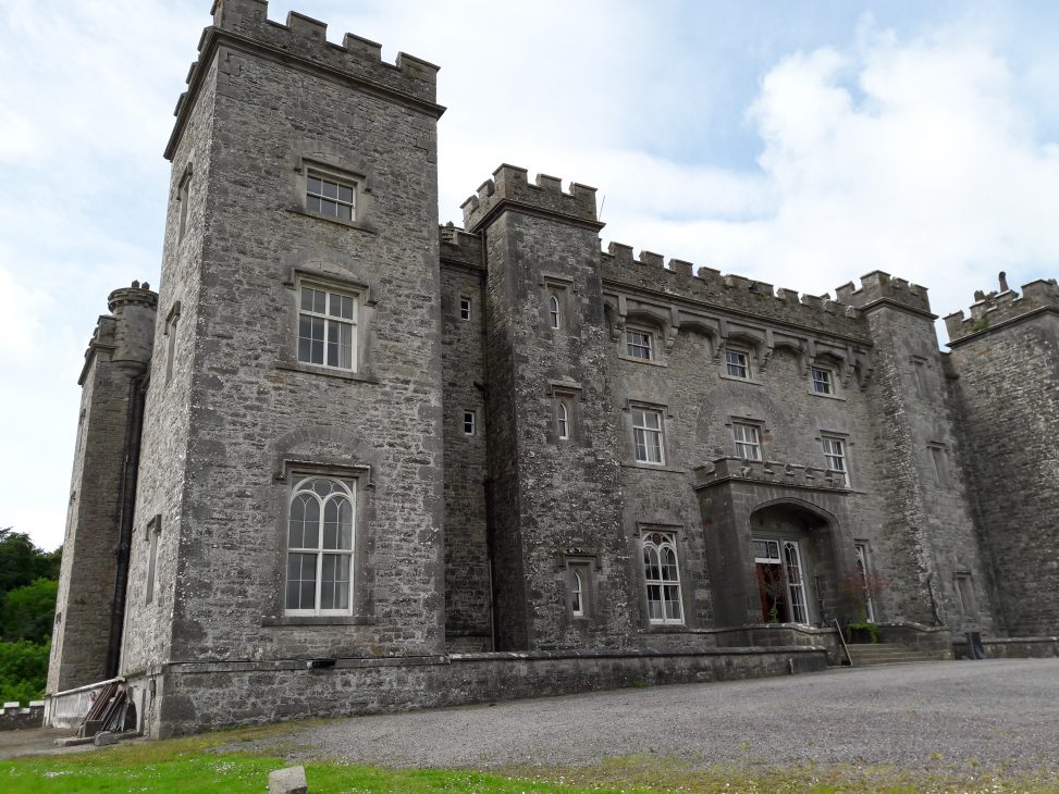 Slane Castle.jpg